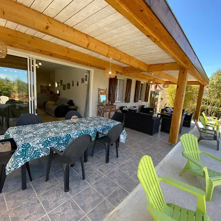Charlotte De Charme 2 A 6 Personnes * Cargese