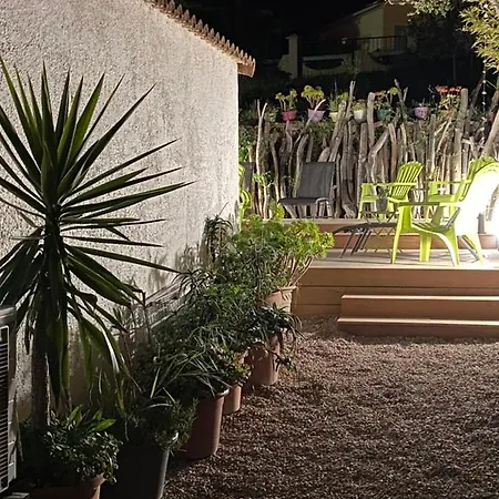 Hébergement de vacances Charlotte De Charme 2 à 6 Personnes Cargèse